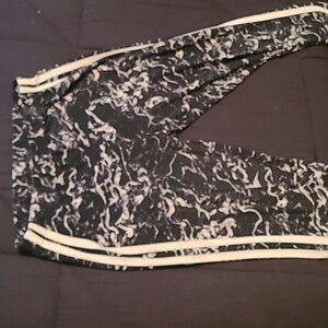 No Boundries , size M, black and white leggings